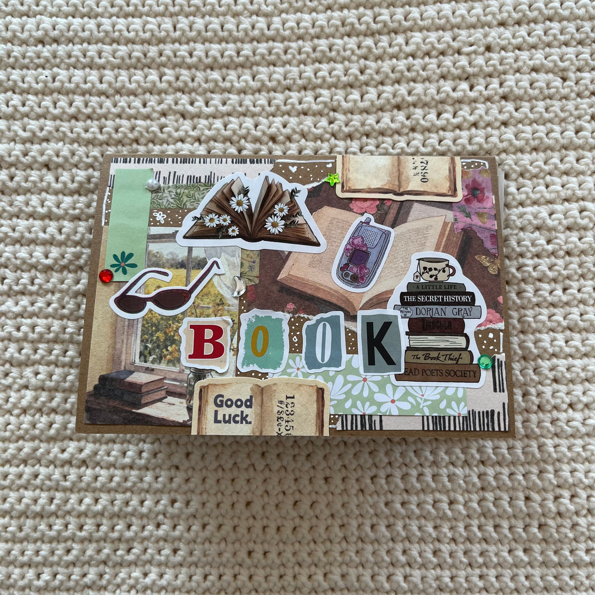 Book themed snailmail